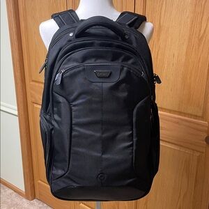 Targus Corporate Traveler Laptop Backpack